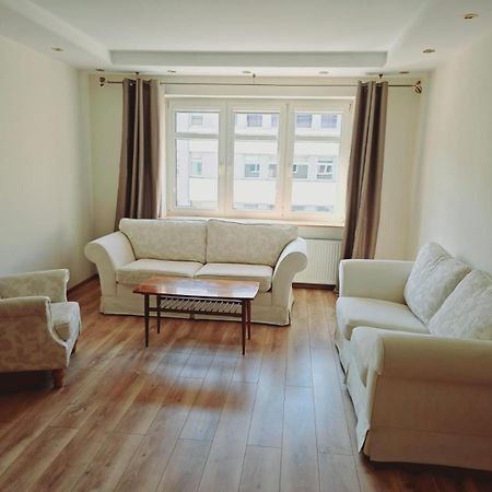 Apartament Nr 8 Apartment Gdynia Bagian luar foto